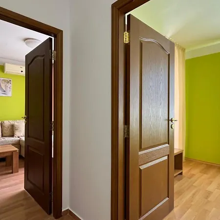 Kasandra 'д' 5 Sunny Apartment